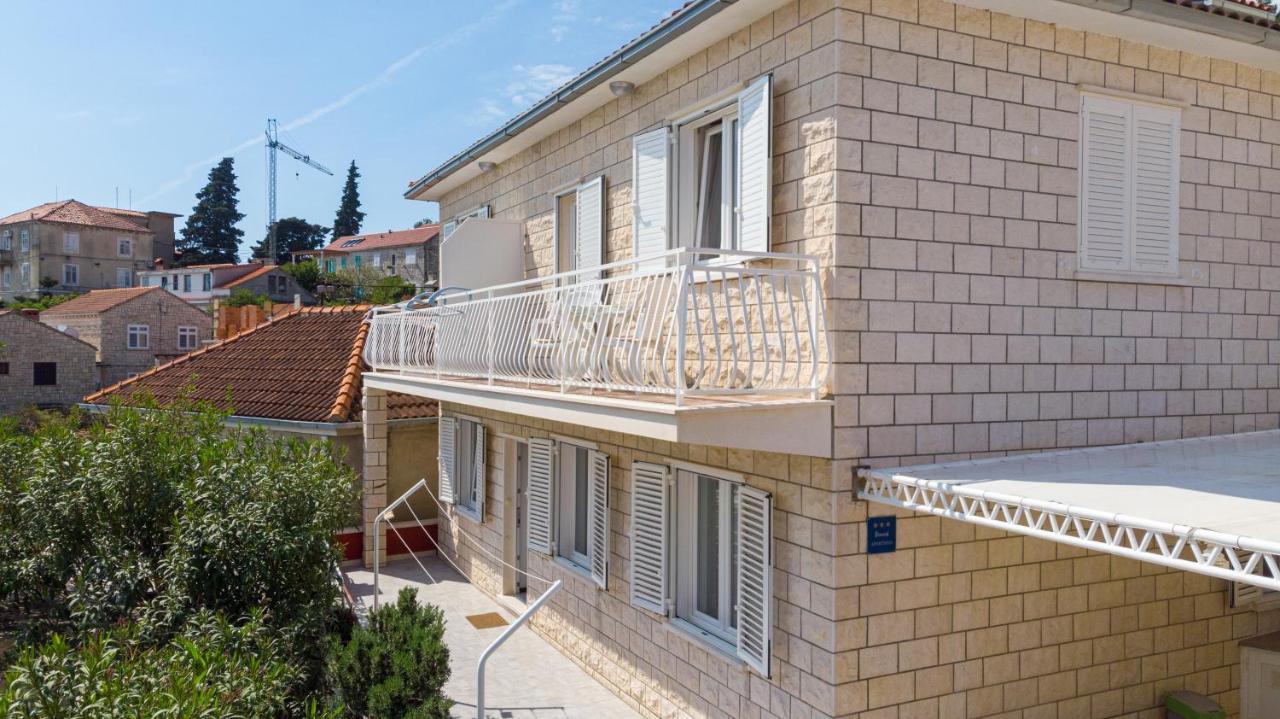 Siriscevic Apartment Korcula Town Exterior photo